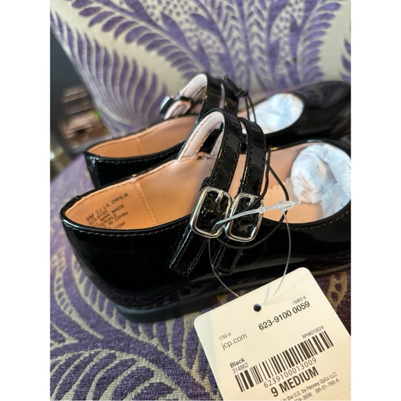 New black Mary Jane shoes with buckles 🥿🖤 - Picture 2 of 5